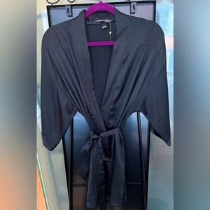 Victoria’s Secret Satin Short Robe